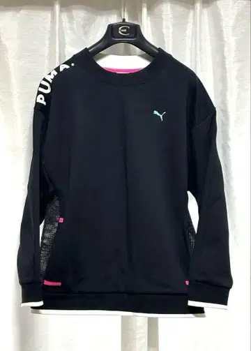 PUMA 메쉬 맨투맨 블랙