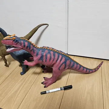 페이버릿 알로사우루스