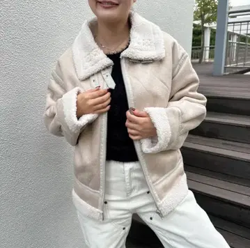 베이지 플리스 집업 무스탕 코트