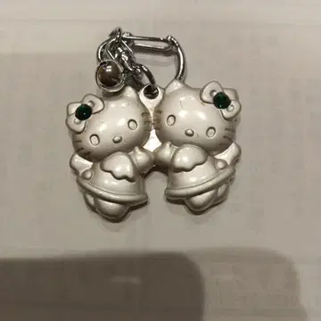 헬로키티 쌍둥이자리 키링