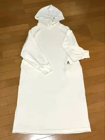 젤라또피케 원피스 베어 자수 후드