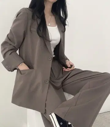 SHEENA 셋업 브라운 M