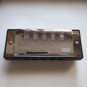TOMBO Pocket Bass