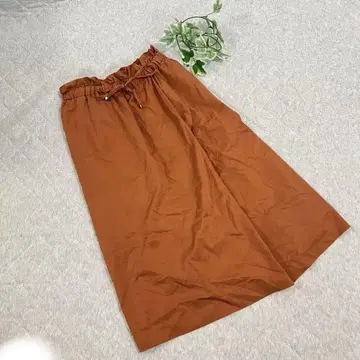 어반 리서치 [ Free ] 새상품급 스커트 루즈핏 무지 심플 내추럴