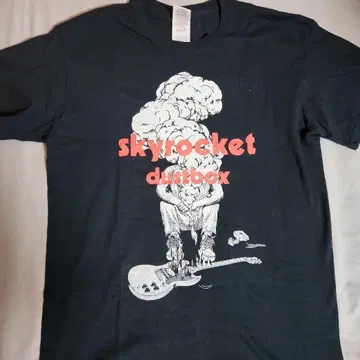 dustbox skyrocket T셔츠 사이즈 M