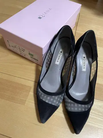 다이애나 펌프스 하이힐