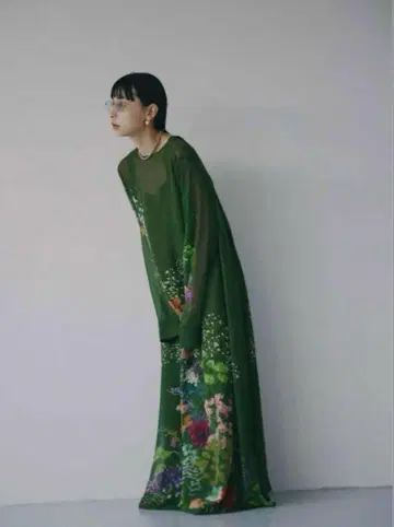 AMERI UND 2WAY DARIA V NECK DRESS 카키 S