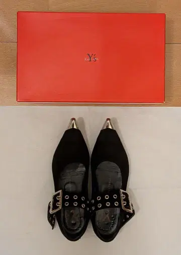 Y's 블랙 스웨이드 펌프스