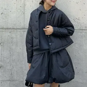 링커블 퍼프 스커트 매트 블랙
