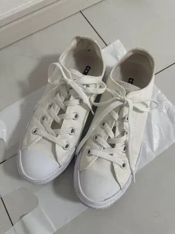 컨버스 스니커즈