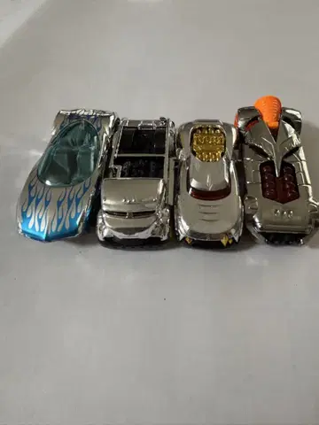 Hot Wheels 루스입니다