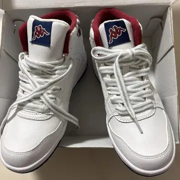 가격 인하 Kappa 하이컷 스니커즈 화이트/레드