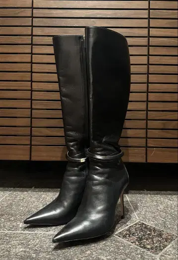 슬림 레그 지미추 블랙 가죽 스틸레토 롱 부츠