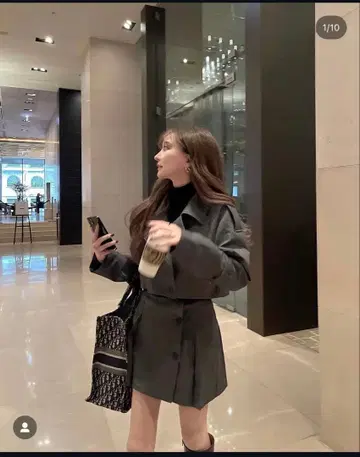 그레이 숏 트렌치코트 셋업