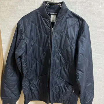 patagonia 블랙 다운 자켓