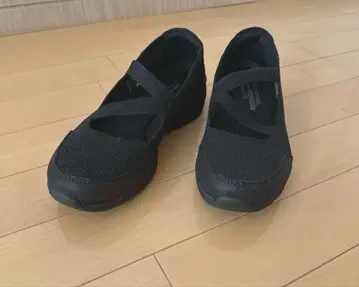 [ SKECHERS ] 스니커즈 멜리 제인 스트랩 블랙