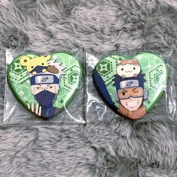 NARUTO 산리오 홀로그램 하트 캔뱃지 우치하 오비토 하타케 카카시