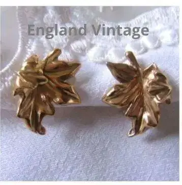 미사용 새상품 England Vintage 데드스탁 리프 모티브 귀찌