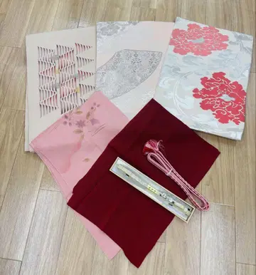 빨간색과 화이트 꽃무늬 오비 세트