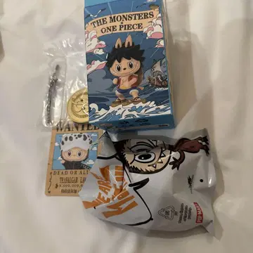 pop mart 라브부 labubu 원피스 one piece 로우