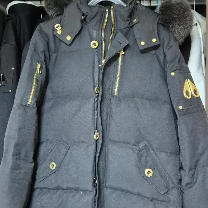 MOOSE KNUCKLES | 무스너클 Moose Knuckle Three Quarters 20 Year Old