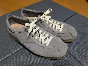 Clarks Original 그레이 스웨이드 스니커즈