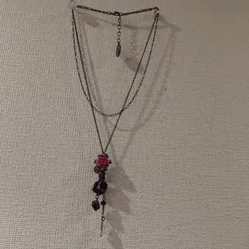 로즈 모티브 롱 목걸이 핑크 계열