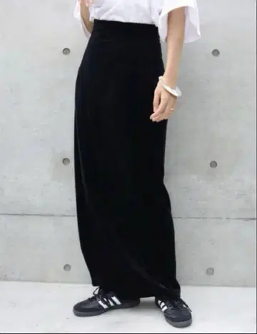 aere 하이 웨이스트 벨루어 스커트 36
