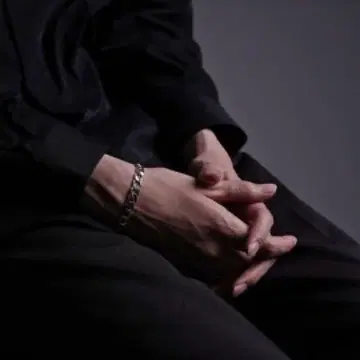 Garden of Eden 스몰 라이트 커브 체인 블레스