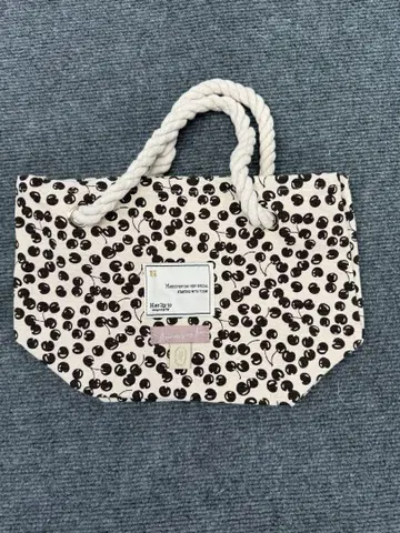 HLT Cherry Tote Bag herlipto 2025