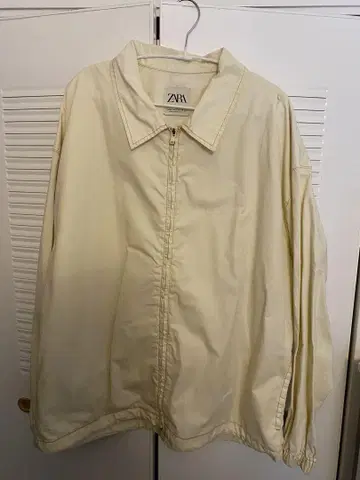 ZARA 크림색 집업 자켓 M