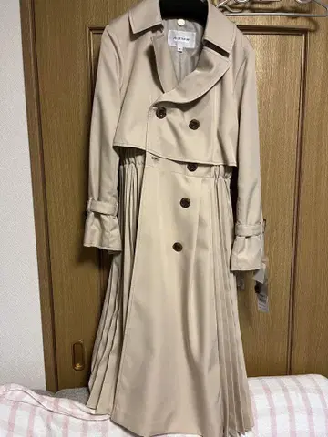 JILLSTUART 베이지 플리츠 트렌치코트 S 사이즈