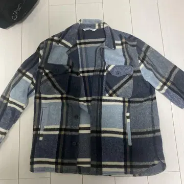 ZARA 체크 무늬 플란넬 셔츠 L 사이즈