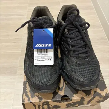 VAINL ARCHIVE x Mizuno Wave Prophecy