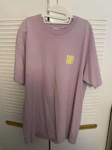 Undefeated 라벤더 T셔츠 M