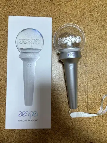 aespa 공식 응원봉 version1