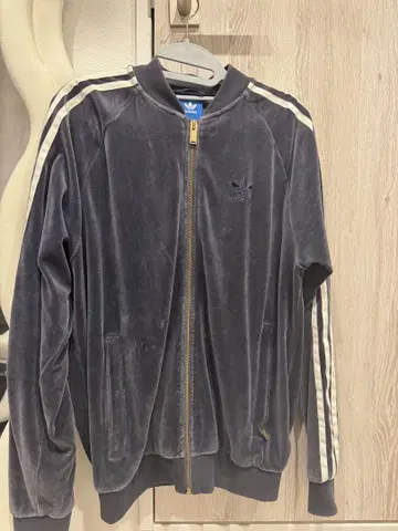 adidas 저지 구제 의류