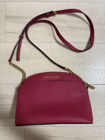 MICHAEL KORS 버건디 핑크 숄더백