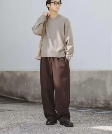 UNIQLO C 맨투맨 와이드 팬츠 다크 브라운 즉시 완판 아이템
