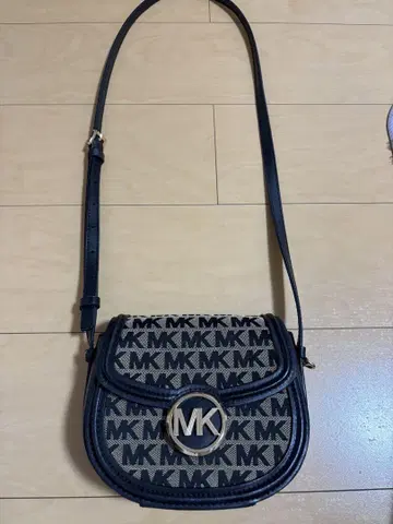 Michael Kors 숄더백 MK 로고