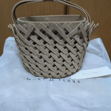 MARY AL TERNA 메아리오르타나 카고 메쉬 백 경량