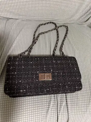 미사용에 가까운 새상품급 트위드 블랙 2WAY 핸드백 숄더백