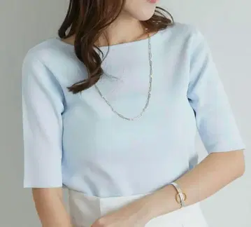 라 부티크 봉봉 쿨 터치 UV 총침 5분 소매 니트