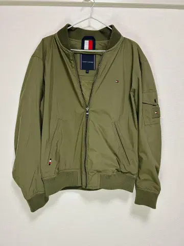 TOMMY HILFIGER 올리브색 점퍼 M