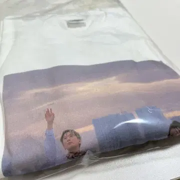 미키쿠라의 해수욕장 [굽이진 곳의 비극] T셔츠