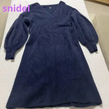 snidel 네이비 V넥 벌룬 슬리브 니트 원피스
