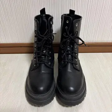블랙 통굽 숏부츠 사이드 지퍼