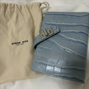APED MOD 스카이블루 여권 케이스