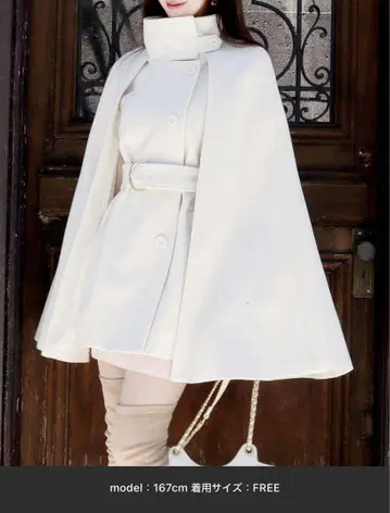 ROYAL PARTY 케이프 코트