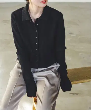 리브 블랙 긴팔 셔츠 펄 버튼 포함
